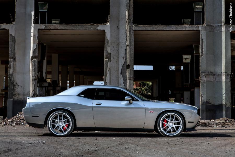  Dodge Challenger SRT8 by ADV.1 Wheels 2012 года  (фото 6 из 19)